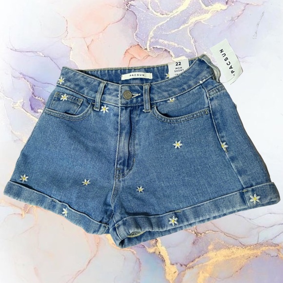 PacSun Daisy Mom Shorts (Size 22) - Picture 4 of 6